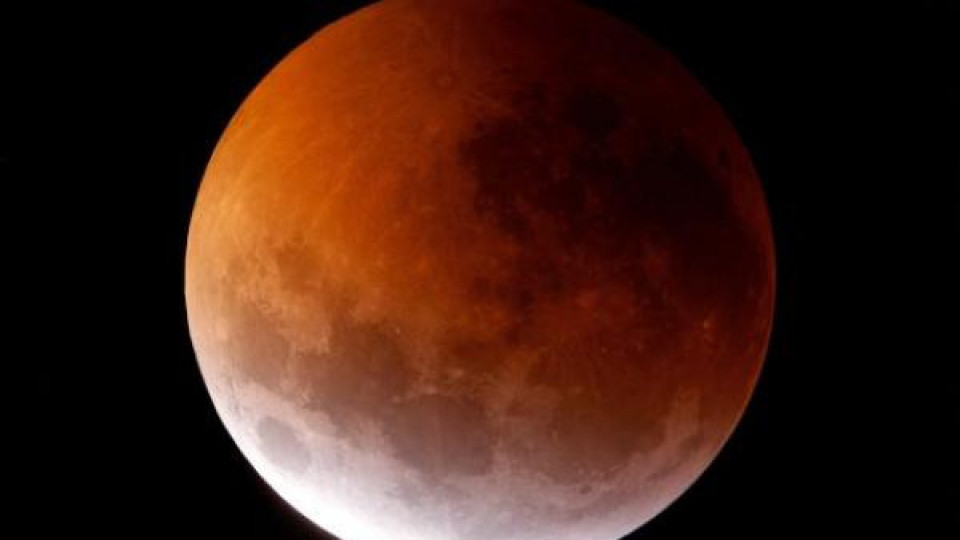 Атакува ни последното лунно затъмнение-как ни се отразява?