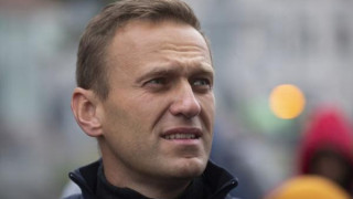 Съратниците на Алексей Навални спират протестите