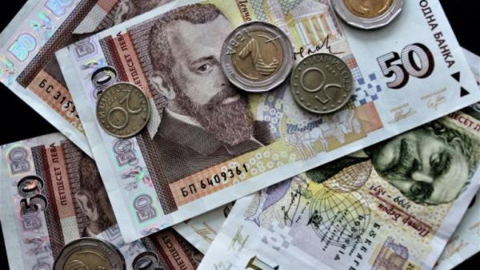 Окончателно: По-високо майчинство и по-високи пенсии Окончателно: По-високо майчинство и по-високи пенсии
