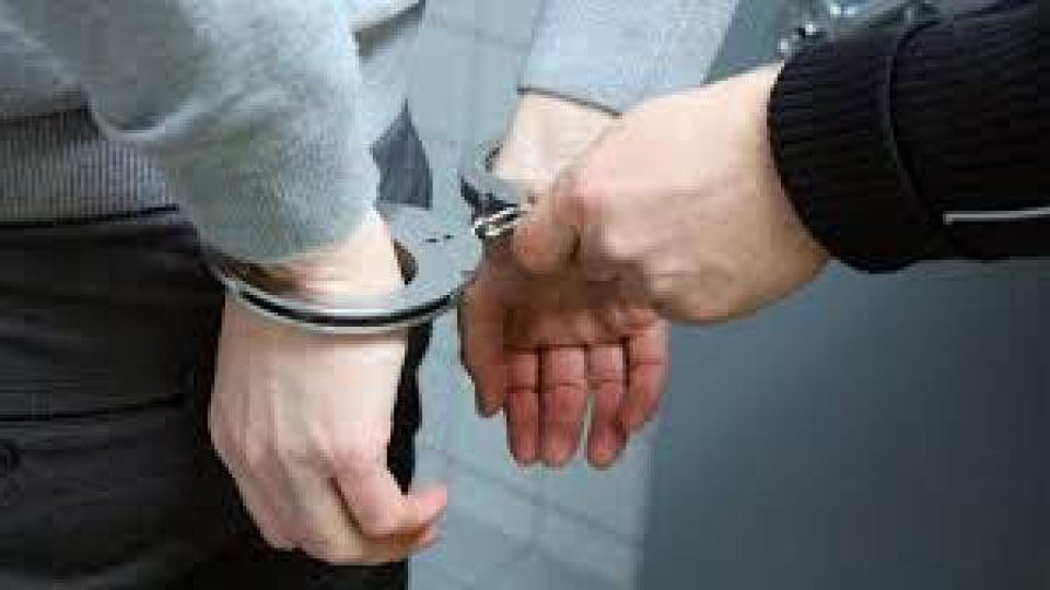Арестуваха мъж в Тополовград заради палеж!