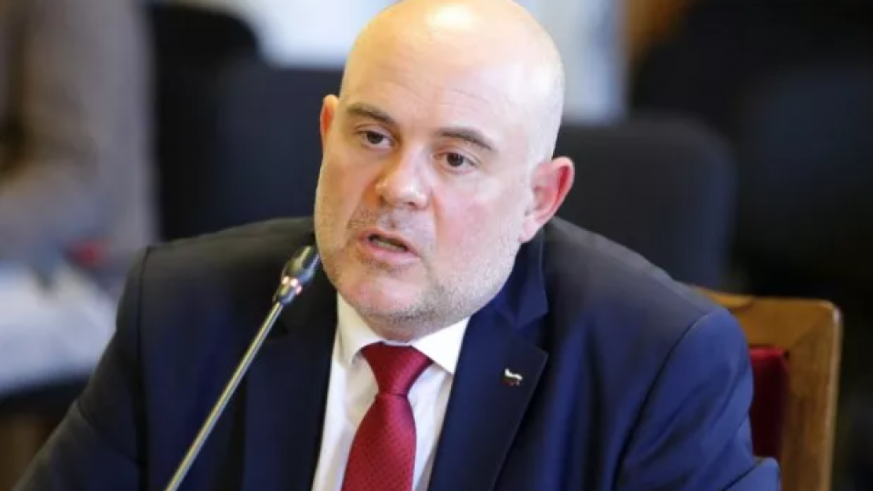 Главният прокурор Иван Гешев е дал обяснения пред прокурор по повод списъка с лица, цитиран от премиера Кирил Петков