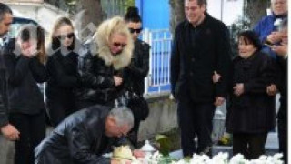 Гневни поморийци: Да утрепем убийцата на Алекс с камъни!