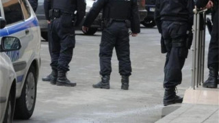 Мъж нахлу в детска занималня във Варна