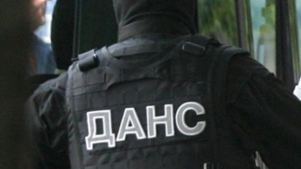 ДАНС и Европол разбиха банда за кредитни карти ДАНС и Европол разбиха банда за кредитни карти