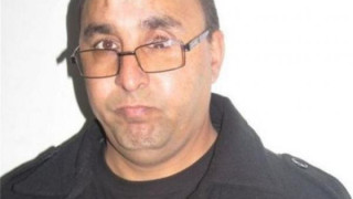 Извергът, който съсече с брадва съседа си, иска условна присъда