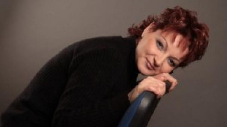 Николета Йорданова: Запалиха колата на Генка Шикерова заради мъжа й Николета Йорданова: Запалиха колата на Генка Шикерова заради мъжа й