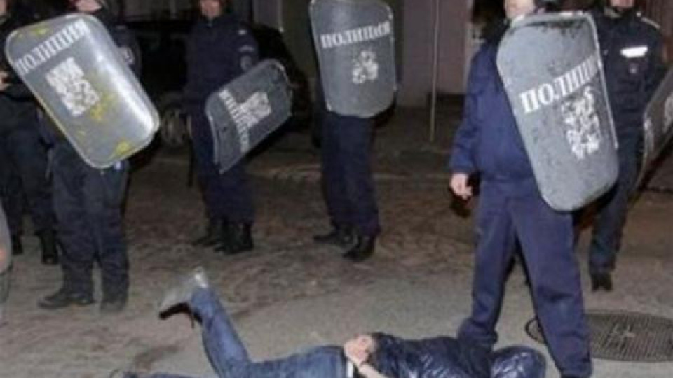 Герой от екшъна в село Сава: 20 мутри ни смляха от бой! Герой от екшъна в село Сава: 20 мутри ни смляха от бой!
