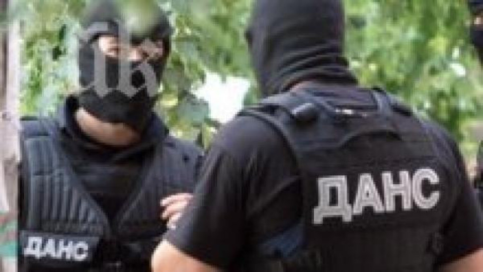 Зам.-кметът на Плевен взел 4-те бона подкуп, за да уреди обществена поръчка Зам.-кметът на Плевен взел 4-те бона подкуп, за да уреди обществена поръчка