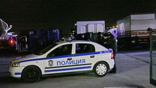 Въоръжени нахлуха в автосервиз в „Павлово”