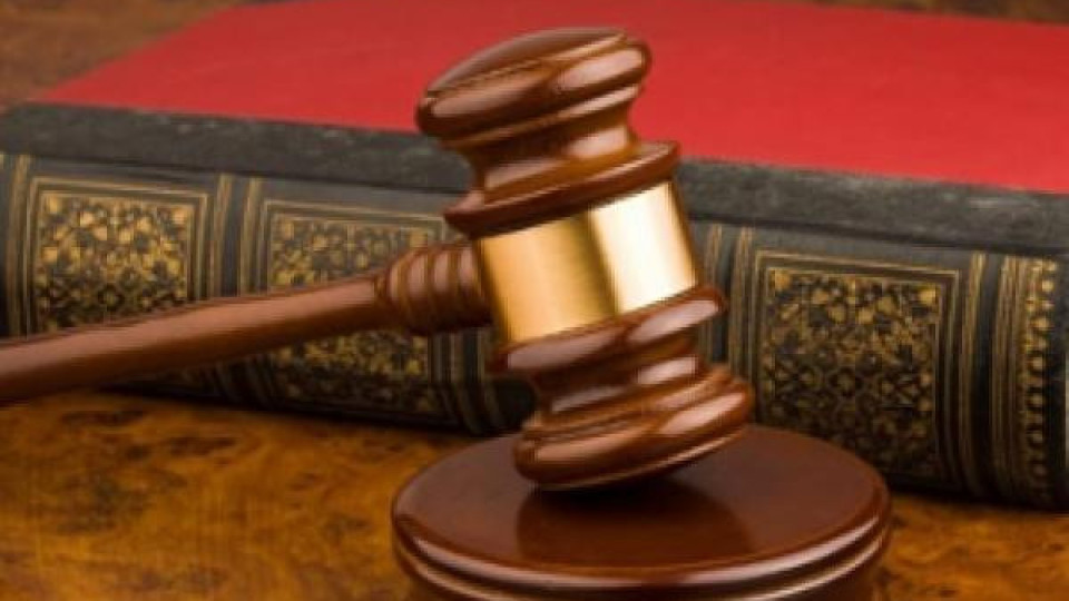 Над 25 години затвор за трима наркопласьори в Пловдив Над 25 години затвор за трима наркопласьори в Пловдив