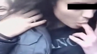 Видео - Ученици от 9-ти клас в порноклип заснет в парка