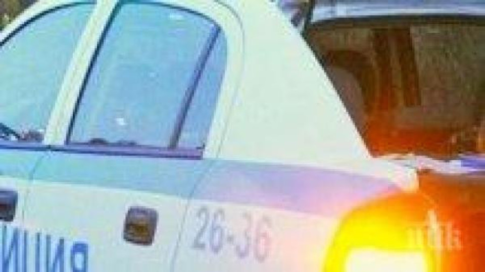 Герой - плевенчанин спипа крадец в дома си и го предаде на полицията Герой - плевенчанин спипа крадец в дома си и го предаде на полицията