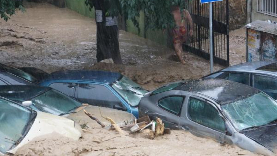 Кой е виновен за наводненията в Бургас