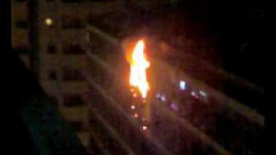 Мъж почина, след като скочи от горящ апартамент