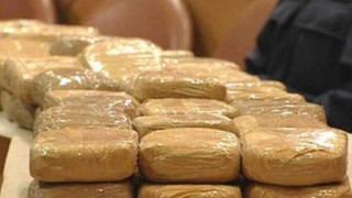 78 пакета хероин намерени в автомобил