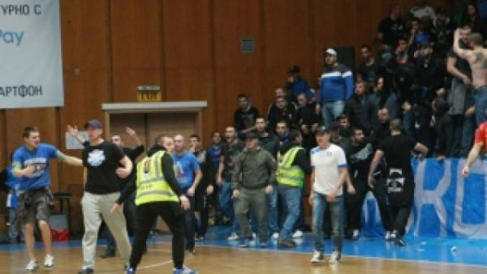 Седем души са осъдени след боя в „Универсиада” Седем души са осъдени след боя в „Универсиада”