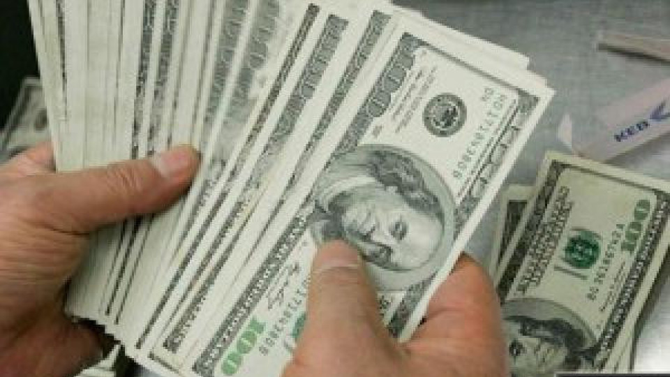Иззеха недекларирани 40 000 щатски долара на митницата в Малко Търново