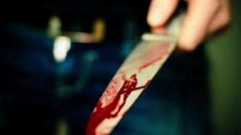 19-годишен намушкан с нож на бул. "Дмеймс Баучер" 19-годишен намушкан с нож на бул. "Дмеймс Баучер"