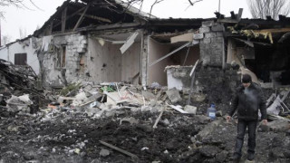 27 загинали след ракетна атака срещу Мариупол (СНИМКИ 18+)