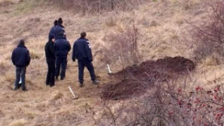 Трупът без глава край Приморско е на млада жена с дълга коса и скъпи дрехи