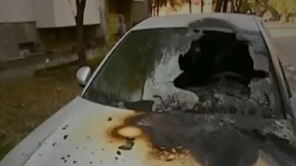 Подпалиха колата на разследващ полицай, баща на журналист в Нова ТВ (Всичко за атентата)