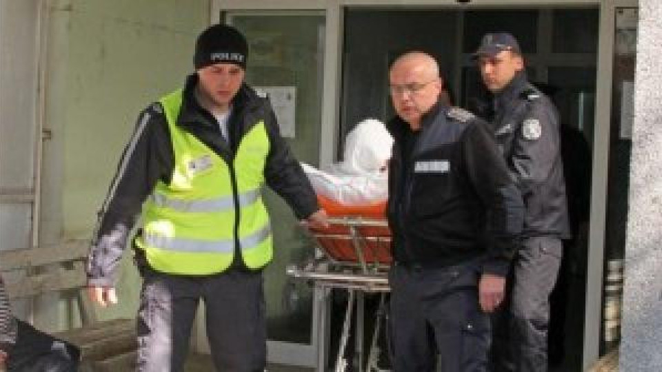 Лекари от ВМА с мрачни прогнози за ранените полицаи в Лясковец