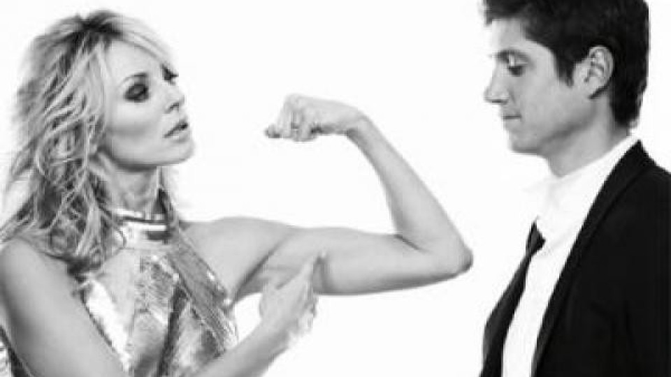 Продавачка натупа въоръжен крадец