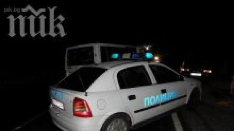 Акция! Над 200 въоръжени полицаи окупираха Съединение, търсят дрога!