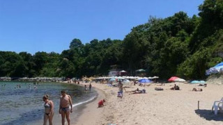 9 морски общини на протест срещу „зеления рекет“