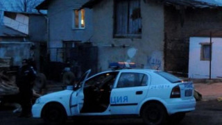 Наркоман изтезава баба Здравка и дядо Борис за чифт галоши и шише олио