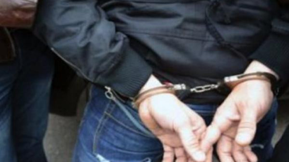 Бореца заловен с много дрога Бореца заловен с много дрога