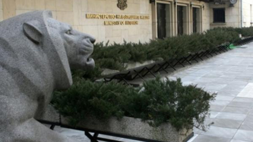 Уволниха полицаите, сгафили в Лясковец Уволниха полицаите, сгафили в Лясковец
