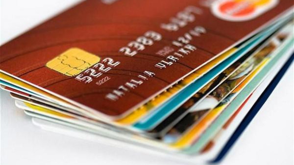 БГ лаборатории за фалшиви банкови карти са разкрити при френска операция