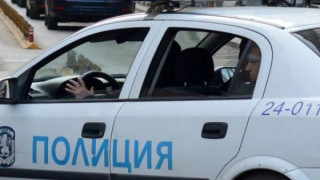"Полицай" спрял шофьор за проверка, пребил го и отмъкнал златен ланец