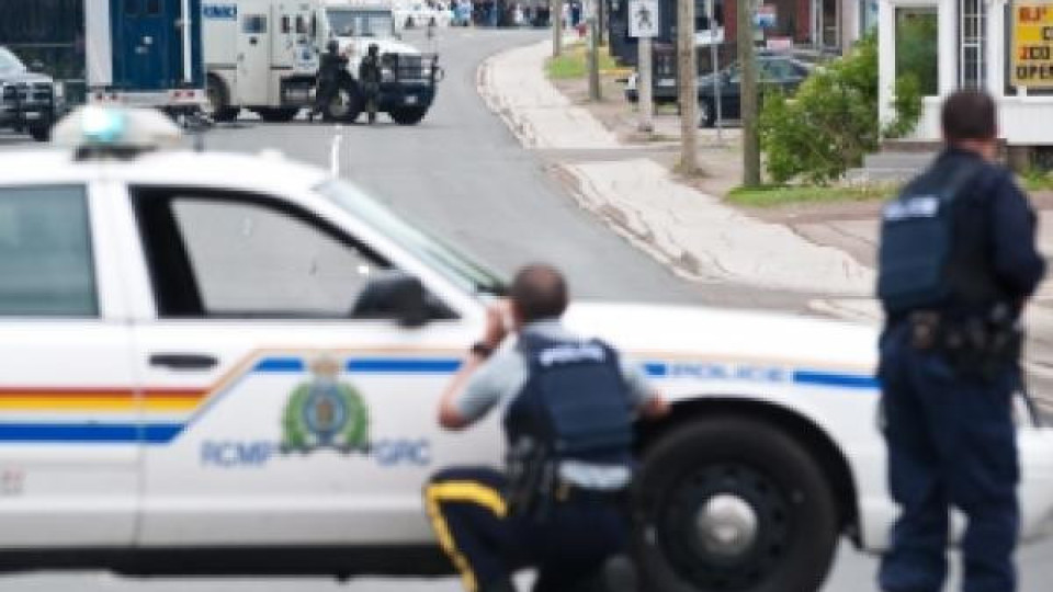 Заловиха стрелеца, убил трима полицаи в Канада