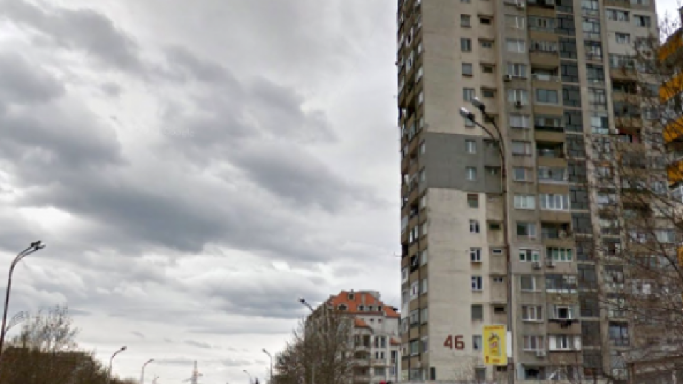 34-годишен се хвърли от блок в „Славейков“