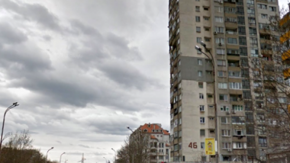 34-годишен се хвърли от блок в „Славейков“ 34-годишен се хвърли от блок в „Славейков“