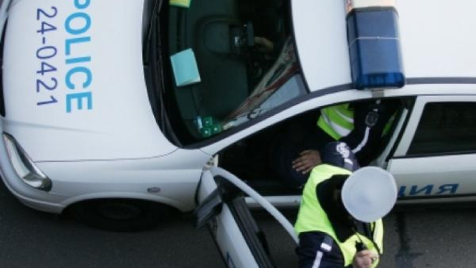 Трима ранени след свада между ромски кланове Трима ранени след свада между ромски кланове