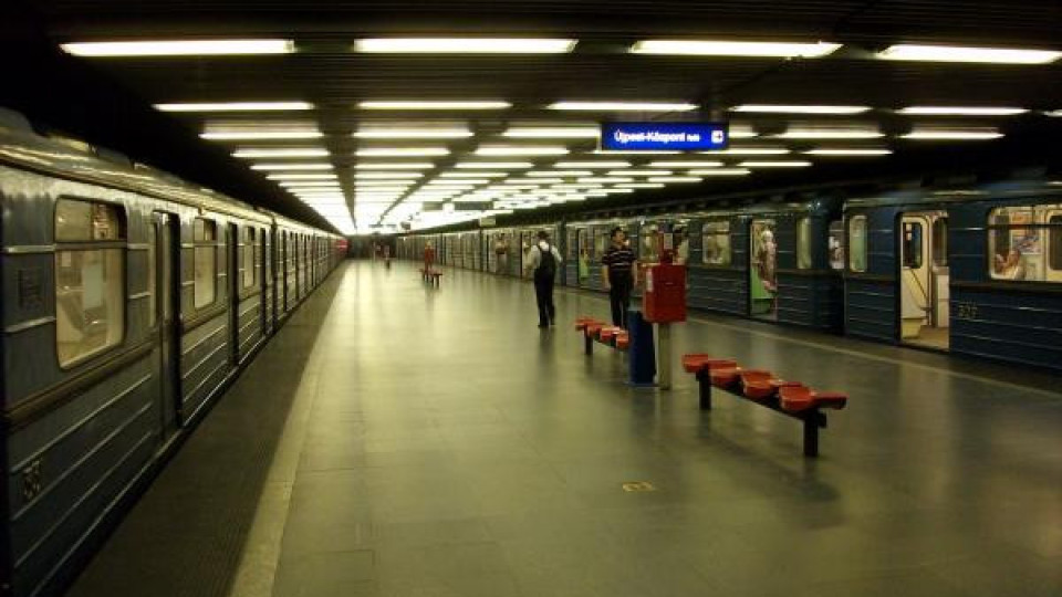 Ексклузивни кадри: Нападение на жена в подлез на метро