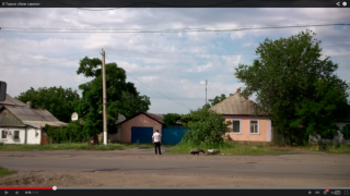 Очевидци: От самолета върху покривите падаха голи трупове! (ВИДЕО)