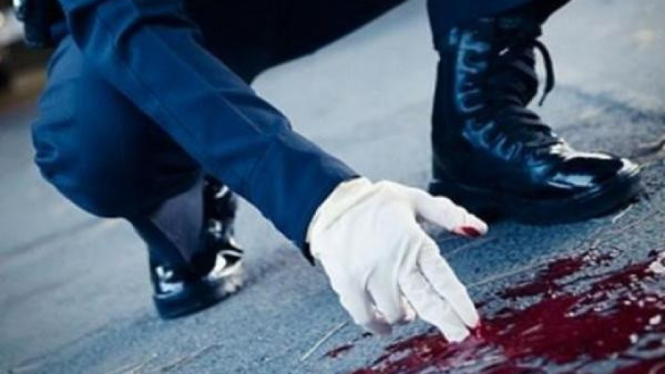 Психар наръга полицай, заловиха го след обсада! Психар наръга полицай, заловиха го след обсада!