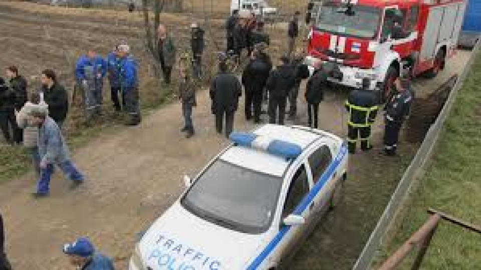 Взрив във военния завод в Костенец, 10 души са ранени Взрив във военния завод в Костенец, 10 души са ранени