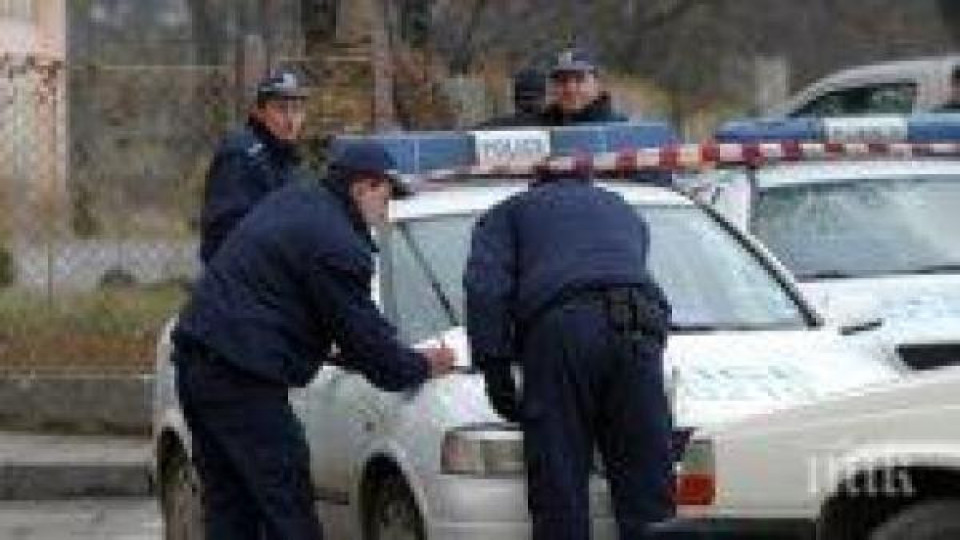 Стрелба край Пловдив! Акция срещу дилъри на дрога, възможно е да е ранен полицай Стрелба край Пловдив! Акция срещу дилъри на дрога, възможно е да е ранен полицай