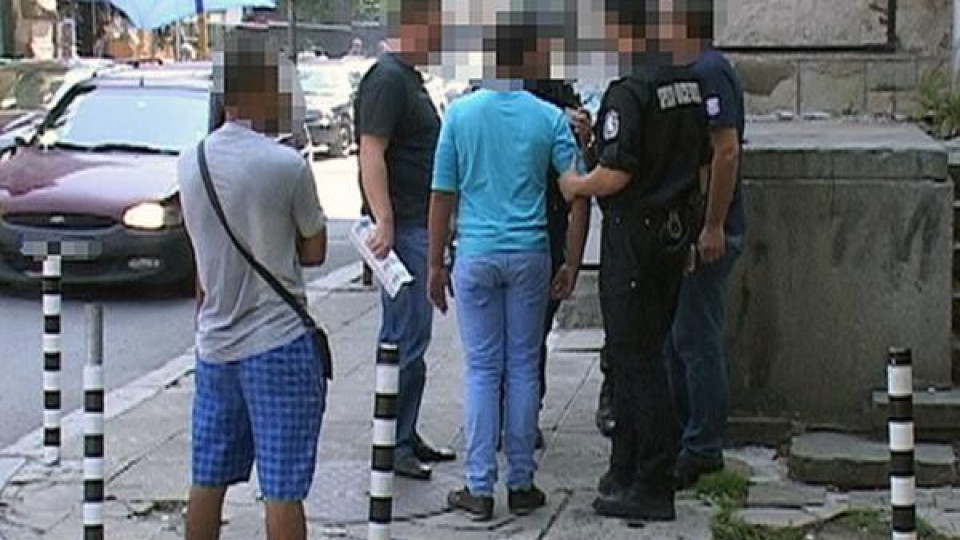 16 задържани при спецакция в София (СНИМКИ + ВИДЕО)
