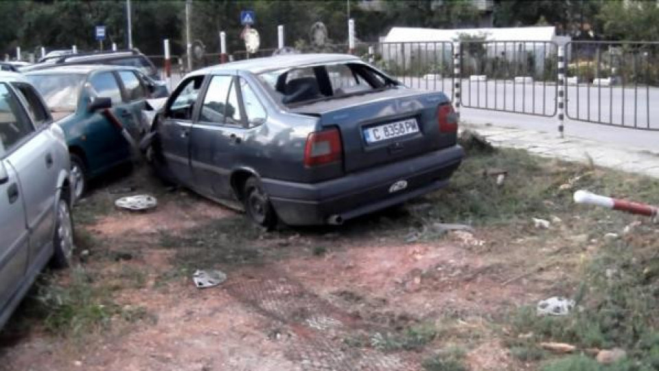 Рекордьор сред пияните водачи с 3.42 промила се вряза в автокъща в Драгичево