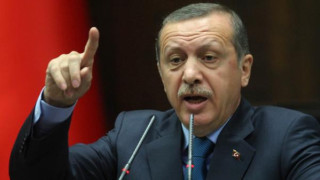 Стреляха по турския премиер Реджеп Ердоган (ВИДЕО)