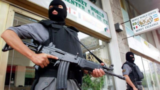 Тежко въоръжени терористи нападат електроцентрали