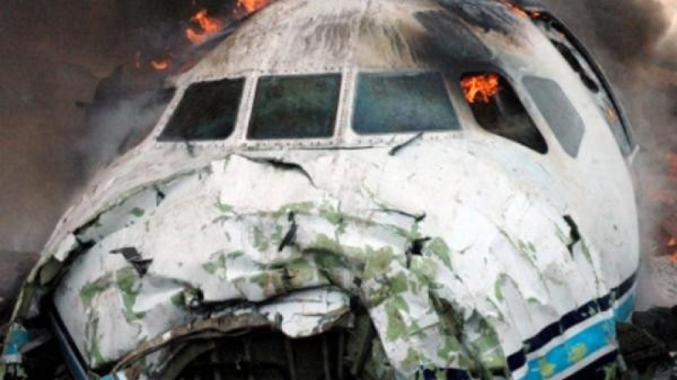 Кадри от самолетната катастрофа в Русия