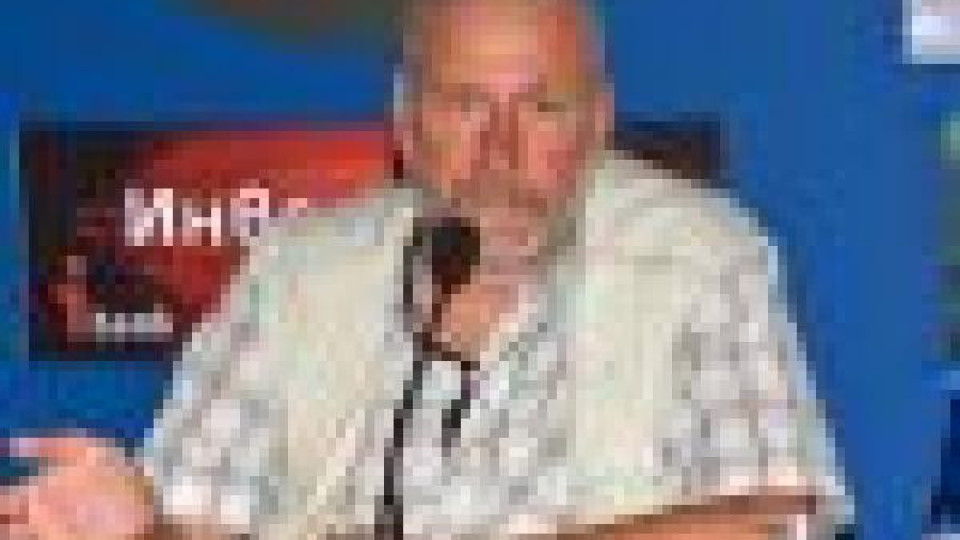Проф. Овчаров се закле да не сяда на дебат с Ефрем Моллов Проф. Овчаров се закле да не сяда на дебат с Ефрем Моллов