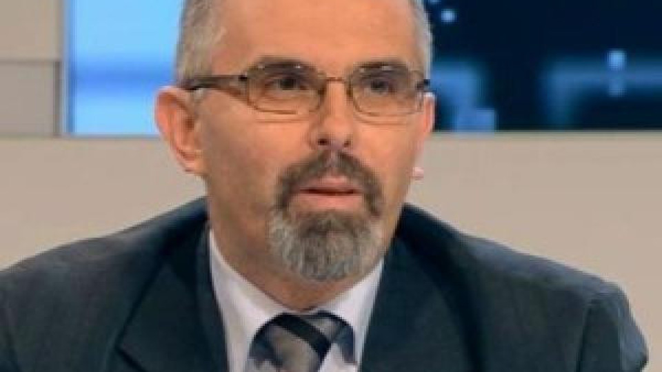 Лидерът на партия ПОМАК изплака в ефир Лидерът на партия ПОМАК изплака в ефир